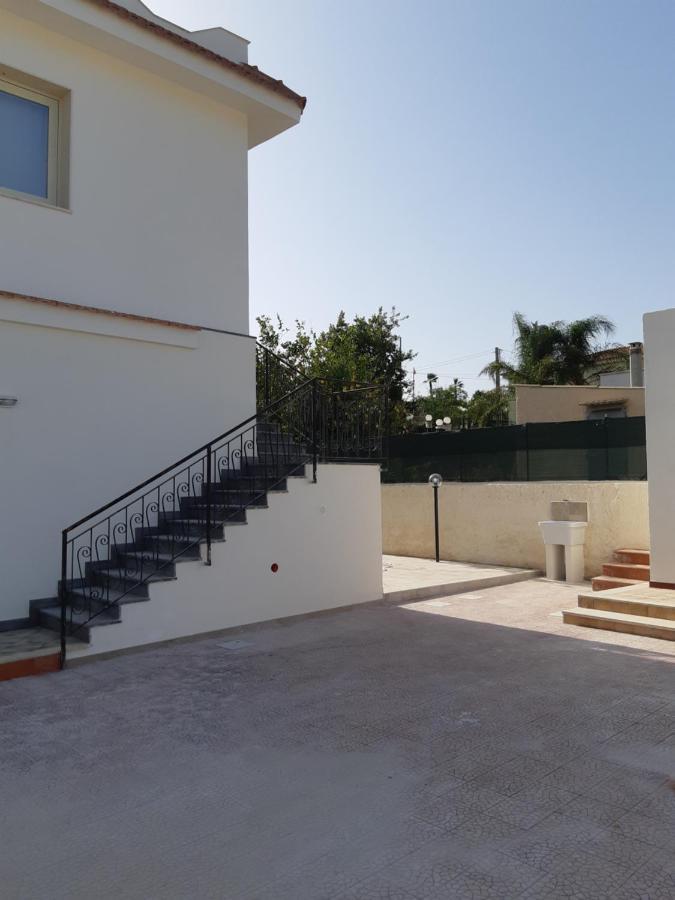 Fronte Mare Apartment Avola Exterior photo